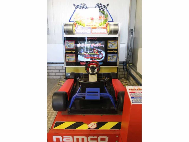 Namco - 2000 - kart duel - race arcade - afbeelding 2 van  6
