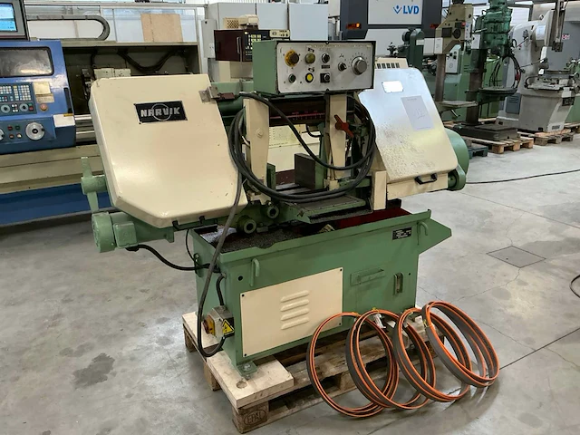 Narvik hbz300 bandzaagmachine - afbeelding 1 van  9