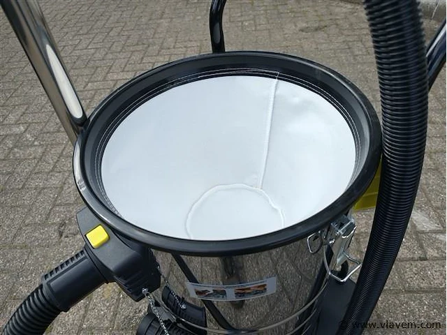 Nat en droogzuiger 100 liter - afbeelding 12 van  15