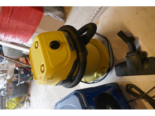 Nat en-droogzuiger karcher + mini warmtepomp - afbeelding 3 van  5