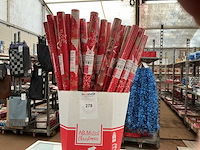 Natalizia. partij kerstpapier verpakking. - afbeelding 1 van  2