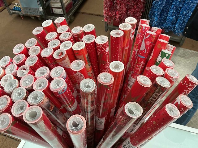 Natalizia. partij kerstpapier verpakking. - afbeelding 2 van  2