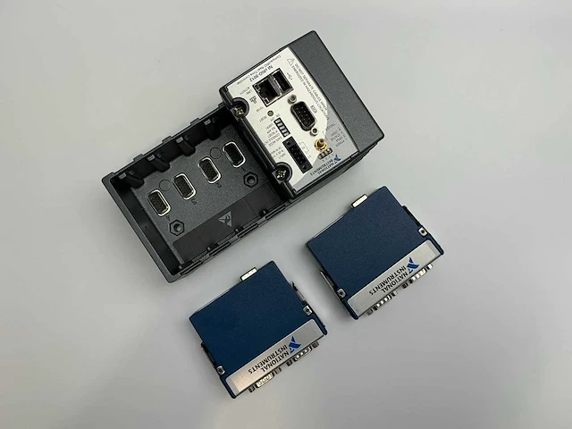 National instruments crio-9012 compactrio controller + 2x ni 9853 can module - afbeelding 5 van  7