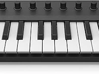 Native instruments komplete kontrol - afbeelding 1 van  4