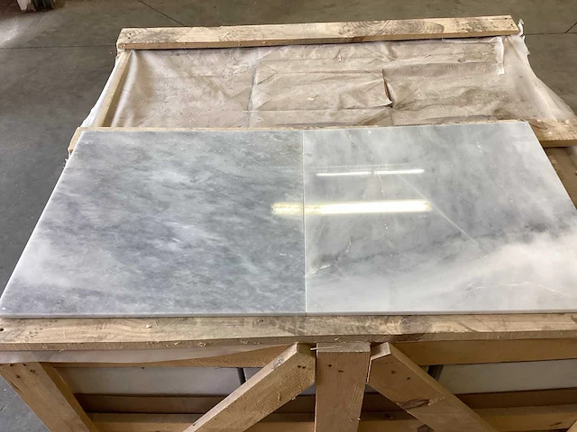 Natuursteen blauw hardsteen tegels gepolijst 45,7x45,7x1 cm 35 m² - afbeelding 1 van  21