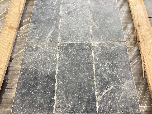Natuursteen blauwe hardsteen 30x3xvrije lengte cm tegel 36,8 m² - afbeelding 3 van  9