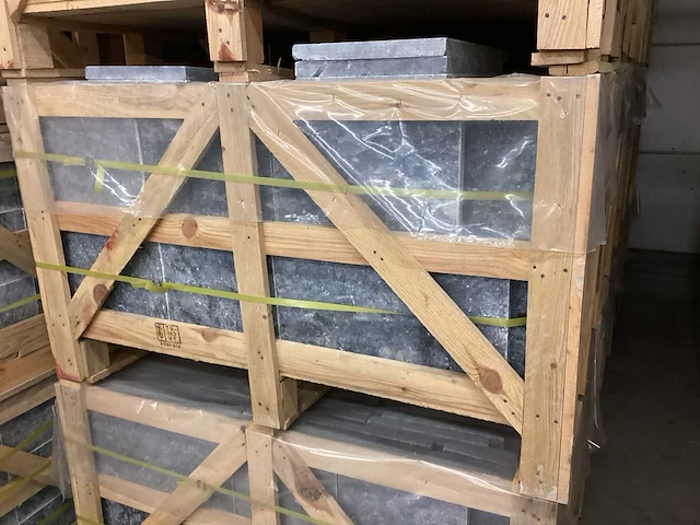 Natuursteen blauwe hardsteen flx30 cm tegel 60 m² - afbeelding 10 van  10