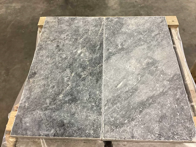 Natuursteen blauwe hardsteen honed 20x20x3 cm tegel 75 m² - afbeelding 2 van  15