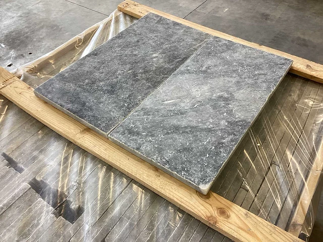 Natuursteen blauwe hardsteen honed 30x60x2 cm tegel 72 m² - afbeelding 3 van  15