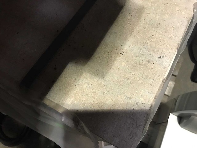 Natuursteen ca. 35,84m2 beige - afbeelding 1 van  3