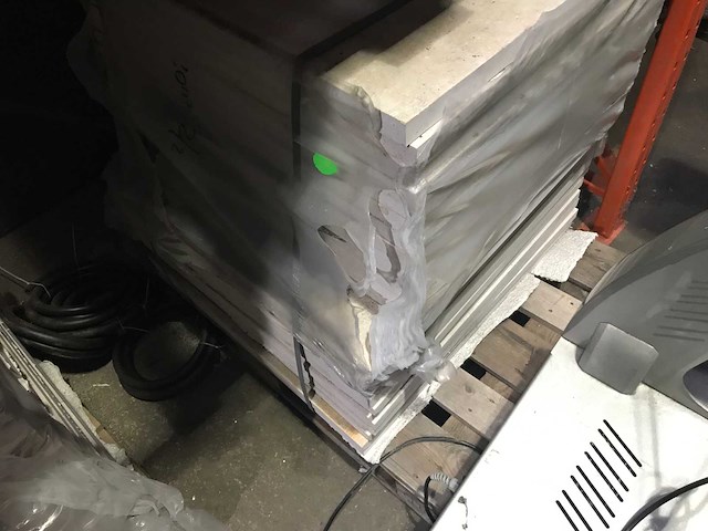 Natuursteen ca. 35,84m2 beige - afbeelding 2 van  3