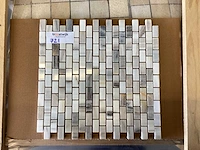 Natuursteen grijs/wit mix mozaïektegel 30x30 cm 225 stuks - afbeelding 1 van  7