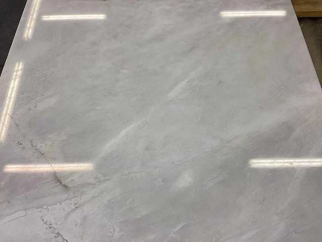 Natuursteen iceberg classic gepolijst vloertegel 61x61 cm 32,19 m² - afbeelding 3 van  15