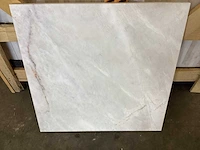 Natuursteen iceberg classic gepolijst vloertegel 61x61 cm 32,19 m² - afbeelding 11 van  15