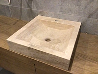 Natuursteen light travertin wastafel 45x46 cm - afbeelding 3 van  4