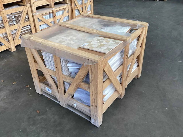 Natuursteen limestone beige mix 5x5 cm mozaïektegel 30x30 cm 100 stuks - afbeelding 7 van  7