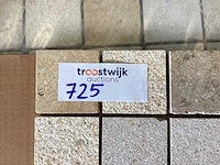 Natuursteen limestone beige mix 5x5 cm mozaïektegel 30x30 cm 105 stuks - afbeelding 2 van  8