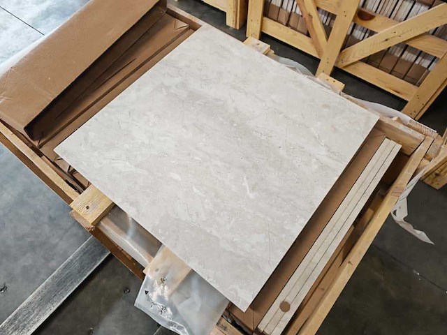 Natuursteen marmer beige gepolijst 60x60x1,5 cm tegels 43,2 m² - afbeelding 4 van  6