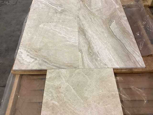 Natuursteen marmer beige gezoet 30,5x61 cm tegel 65,12 m² - afbeelding 3 van  14