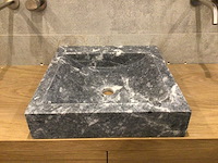 Natuursteen marmer black wastafel 45x46 cm - afbeelding 1 van  4