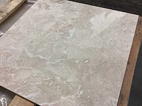 Natuursteen marmer cappucino gezoet 61x61 cm tegel 22 m² - afbeelding 11 van  18