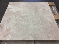 Natuursteen marmer cappucino gezoet 61x61 cm tegel 22 m² - afbeelding 13 van  18