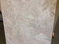 Natuursteen marmer cappucino gezoet 61x61 cm tegel 22 m² - afbeelding 2 van  18