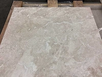 Natuursteen marmer cappucino gezoet 61x61 cm tegel 22 m² - afbeelding 8 van  18