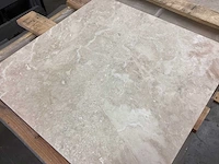 Natuursteen marmer cappucino gezoet 61x61 cm tegel 22 m² - afbeelding 9 van  18