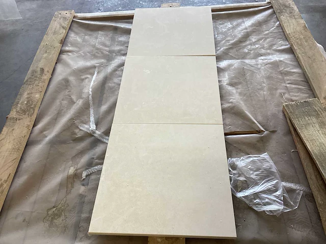 Natuursteen marmer champagne gepolijst 30,5x30,5 cm tegel 66 m² - afbeelding 3 van  14