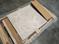 Natuursteen marmer creme 61x61 x2 cm tegel 41,31 m² - afbeelding 5 van  7