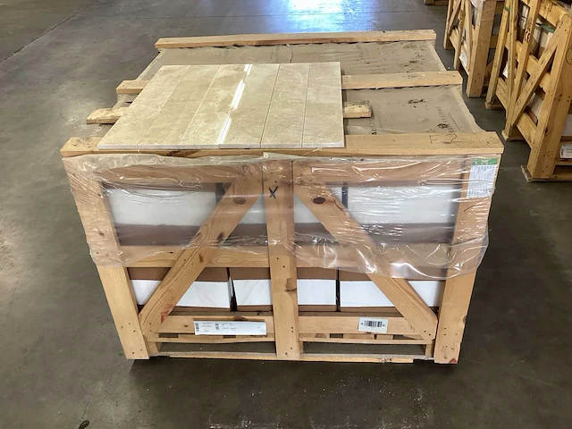 Natuursteen marmer creme gepolijst 10x60 cm tegel 30 m² - afbeelding 10 van  18
