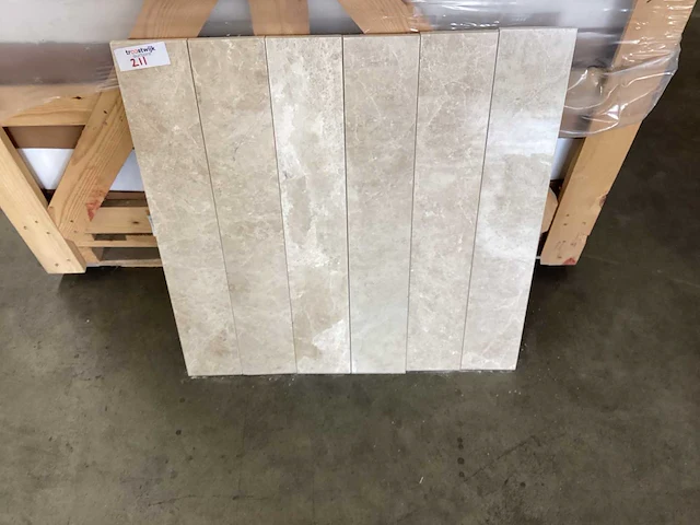 Natuursteen marmer creme gepolijst 10x60 cm tegel 30 m² - afbeelding 12 van  18