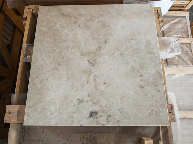 Natuursteen marmer creme gepolijst 60x60x2 cm tegels 48,6 m² - afbeelding 1 van  6