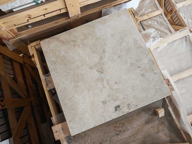 Natuursteen marmer creme gepolijst 60x60x2 cm tegels 48,6 m² - afbeelding 3 van  6