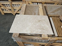 Natuursteen marmer creme honed 40,6x61x1,2 cm tegels 71,32 m² - afbeelding 1 van  6