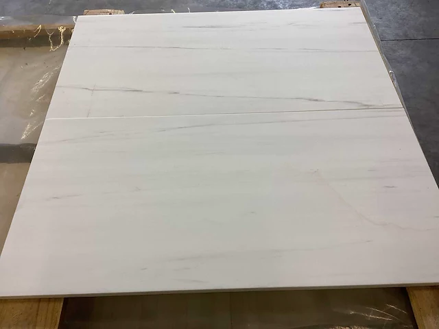Natuursteen marmer dolomiti 30,5x61 cm tegel 60 m² - afbeelding 1 van  15