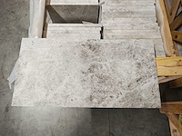 Natuursteen marmer grey gezoet 30,5x61x2 cm tegel 50,61 m² - afbeelding 1 van  13