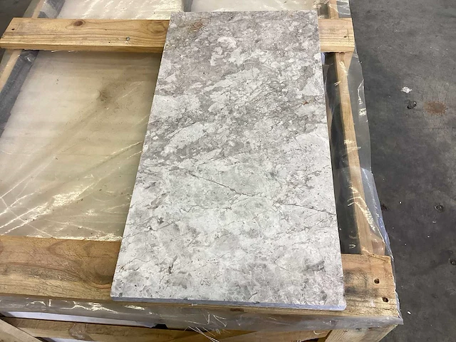 Natuursteen marmer grey honed 30,5x61 cm tegel 57,3 m² - afbeelding 4 van  17