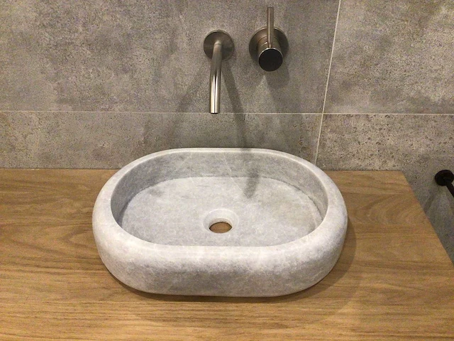 Natuursteen marmer grey oval wastafel 47x34x10 cm - afbeelding 1 van  4