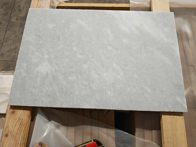 Natuursteen marmer grijs mat 40,6x61x1,2 cm tegels 35,66 m² - afbeelding 1 van  6