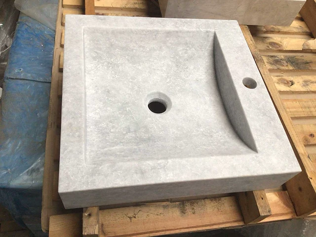 Natuursteen marmer grijs wastafel 45x46 cm - afbeelding 4 van  4