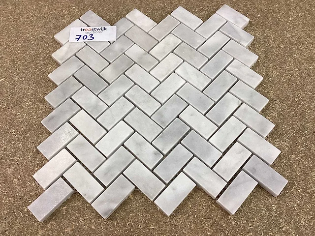 Natuursteen marmer grijs/wit visgraat mozaïektegel 30x30 cm 90 stuks - afbeelding 1 van  7