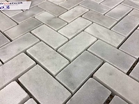 Natuursteen marmer grijs/wit visgraat mozaïektegel 30x30 cm 90 stuks - afbeelding 6 van  7