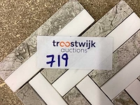 Natuursteen marmer grijs/wit visgraat mozaïektegel 30x30,5 cm 54 stuks - afbeelding 1 van  7