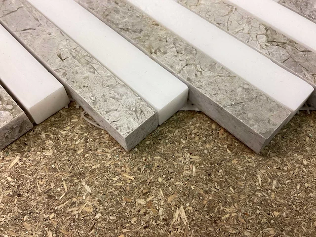 Natuursteen marmer grijs/wit visgraat mozaïektegel 30x30,5 cm 54 stuks - afbeelding 7 van  7
