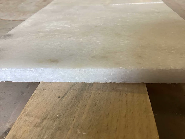 Natuursteen marmer wit honed 20x20x1,2 cm tegel 25 m² - afbeelding 5 van  13