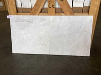 Natuursteen marmer wit honed 45,7x45,7 cm tegel 45 m² - afbeelding 1 van  15