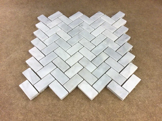 Natuursteen marmer wit honed visgraat mozaïektegel 30,8x34 cm 6,8 m² - afbeelding 3 van  3