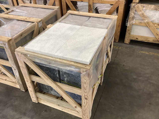 Natuursteen marmer wit mat 30x60x3 cm tegel 71,28 m² - afbeelding 6 van  15